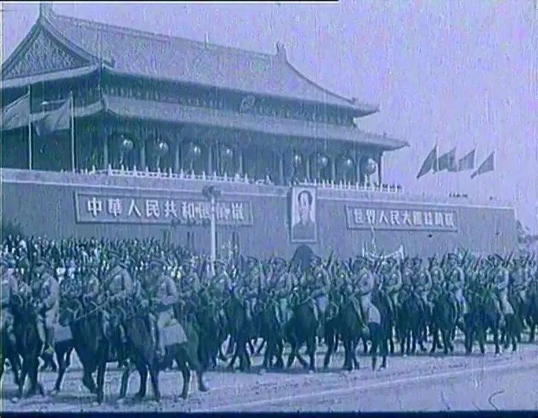 
北京301医院黄牛代挂号电话票贩子号贩子网上预约挂号,住院检查加快,彩色超清！重温15次国庆阅兵珍贵画面