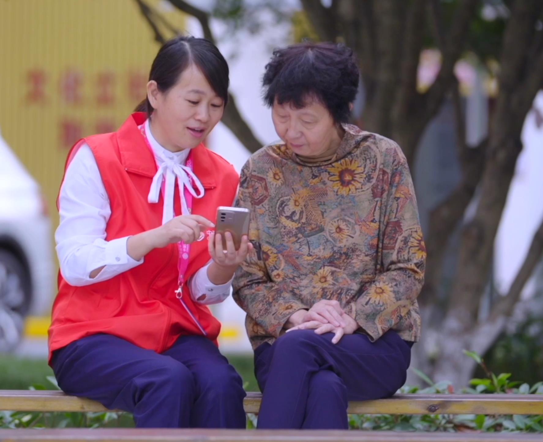 
南京儿童医院黄牛代挂号电话票贩子号贩子网上预约挂号,住院检查加快,外国人眼里的这十年⑤｜江苏南通武定苑：小区适老化改造，中国式颐养照护