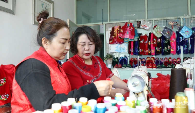 
广州肿瘤医院黄牛代挂号电话票贩子号贩子网上预约挂号,住院检查加快,二十大代表风采丨李萍：带领姐妹们“绣”出自信人生