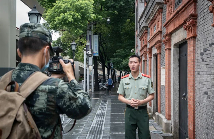 
代挂姜玉武的号黄牛代挂号电话票贩子号贩子网上预约挂号,住院检查加快,了不起的中国军人丨“90后”二十大代表杨泽楠：“兵哥说党史”永远在路上