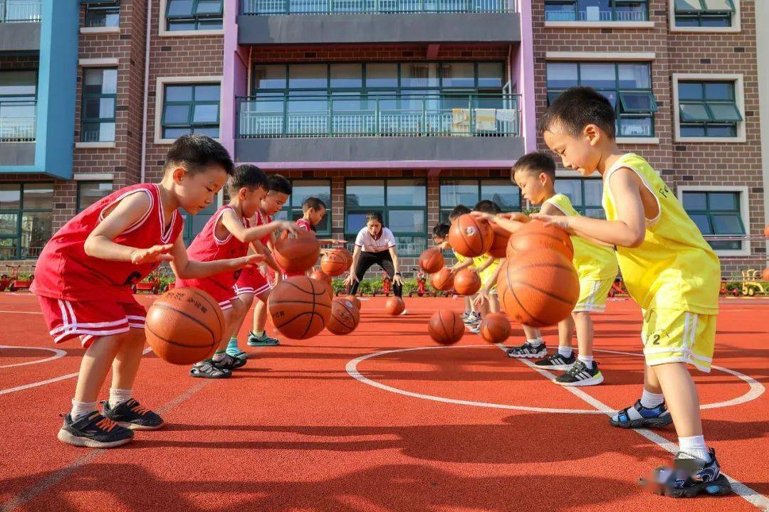 
广州各大医院黄牛代挂号电话票贩子号贩子网上预约挂号,住院检查加快,蓝图已绘就，号角已吹响！向着新征程出发