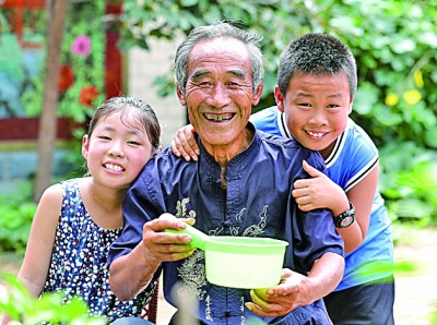 
北京大学第一医院黄牛代挂号电话票贩子号贩子网上预约挂号,住院检查加快,苦水营过上了“甜日子”
