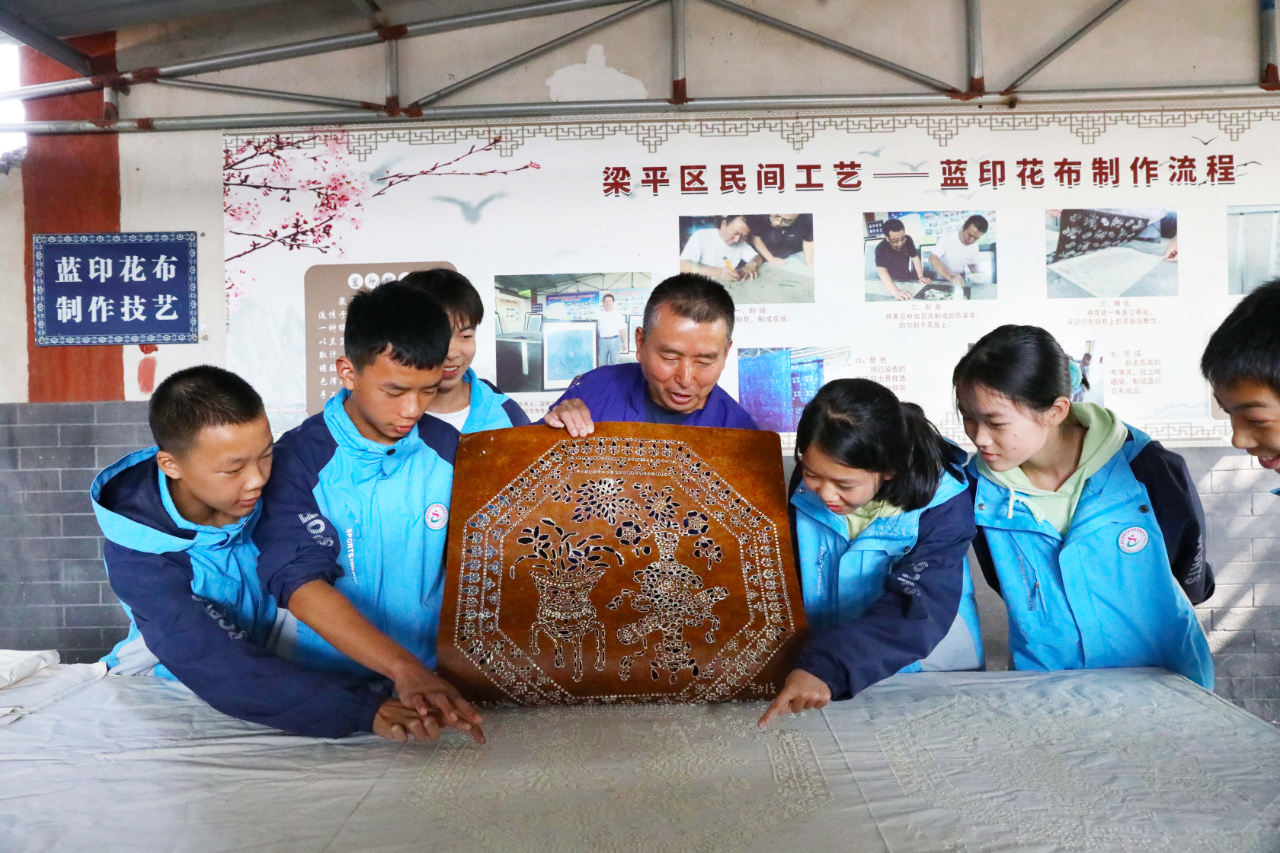 北京协和医院黄牛代挂号电话票贩子号贩子网上预约挂号,住院检查加快,蓝印花布传承进课堂
