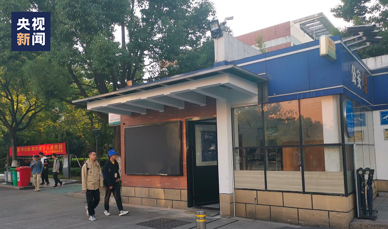 
南京鼓楼医院黄牛代挂号电话票贩子号贩子网上预约挂号,住院检查加快,他不愿透露名字，17年来默默做着这件事……