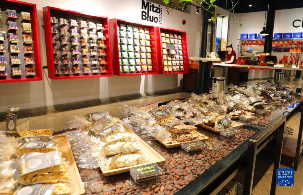 
广州肿瘤医院黄牛代挂号电话票贩子号贩子网上预约挂号,住院检查加快,探访进博企业：奥地利珍得巧克力