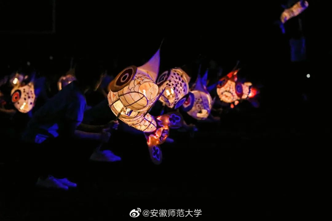
广州各大医院黄牛代挂号电话票贩子号贩子网上预约挂号,住院检查加快,太美了！第一眼以为“鱼”在水里，没想到……