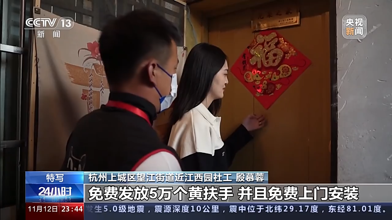 
博爱医院黄牛代挂号电话票贩子号贩子网上预约挂号,住院检查加快,“板凳爷爷”杨茂春 20年送出两千件“木头宝贝”