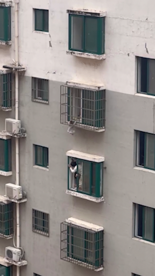 
首都医科大学附属儿童医院黄牛代挂号电话票贩子号贩子网上预约挂号,住院检查加快,这一幕，看得让人揪心！