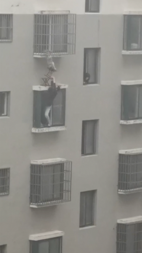 
首都医科大学附属儿童医院黄牛代挂号电话票贩子号贩子网上预约挂号,住院检查加快,这一幕，看得让人揪心！