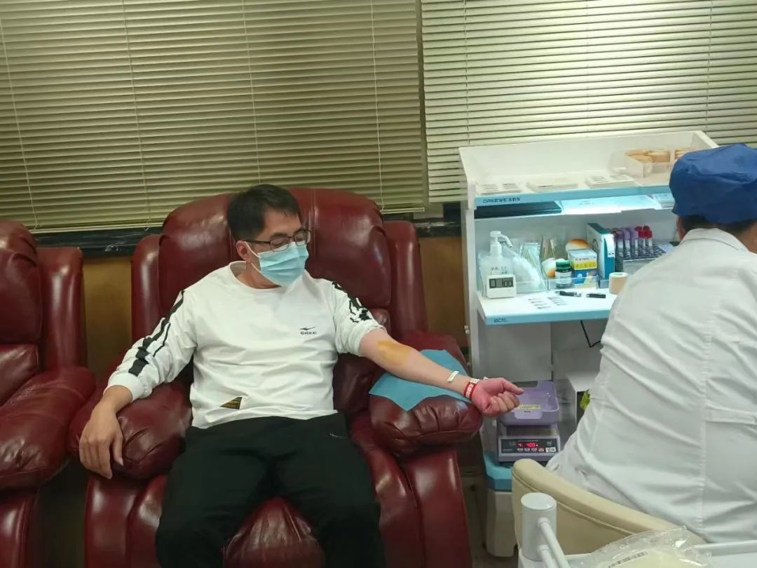 
北京安定医院黄牛代挂号电话票贩子号贩子网上预约挂号,住院检查加快,1/100万的珍贵！祝小忠，谢谢你！