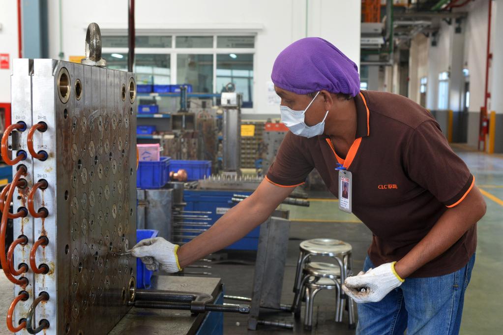 
江苏省人民医院黄牛代挂号电话票贩子号贩子网上预约挂号,住院检查加快,“哪里有中国工业园，哪里就会繁荣”