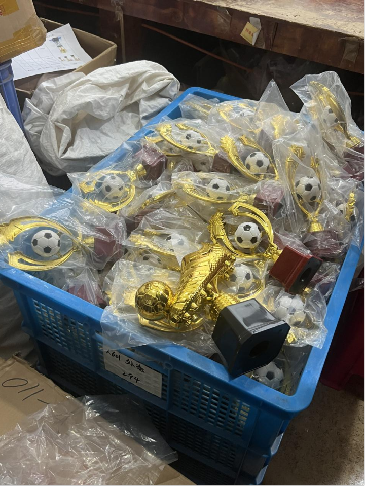 
江苏省肿瘤医院黄牛代挂号电话票贩子号贩子网上预约挂号,住院检查加快,50天赶工10万个足球！“义乌代表队”进军世界杯