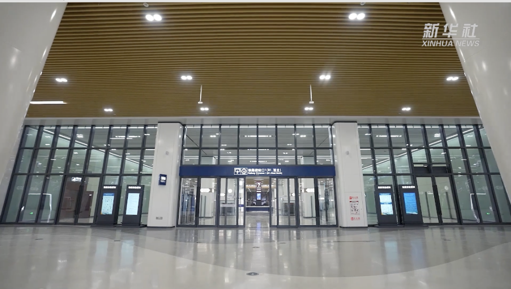 
杭州市人民医院黄牛代挂号电话票贩子号贩子网上预约挂号,住院检查加快,运营在即！广西首个连通机场的高铁站是啥样？