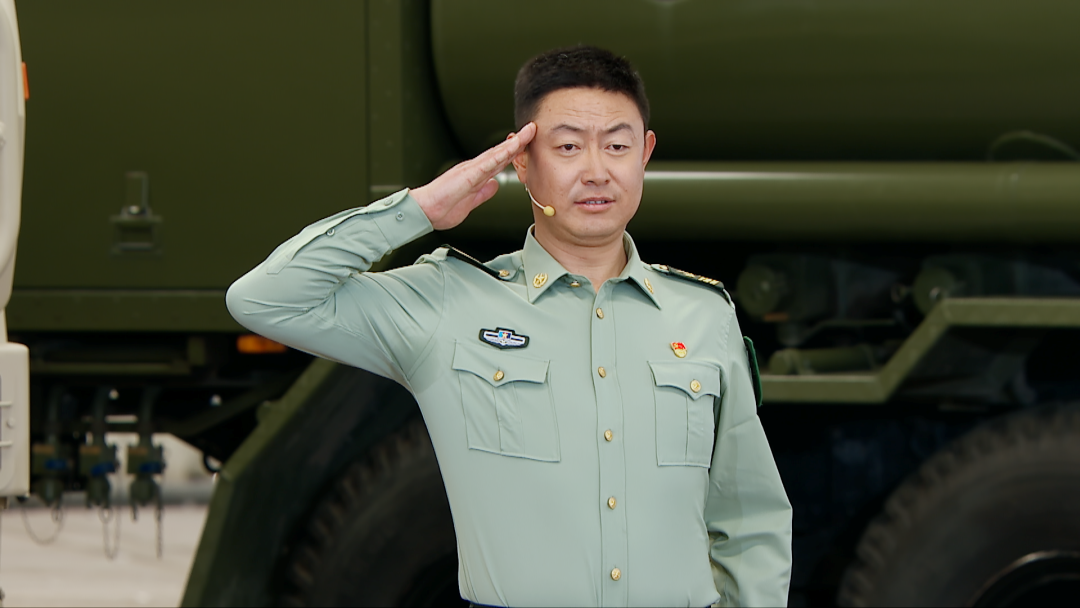 上海各大医院黄牛代挂号电话票贩子号贩子网上预约挂号,住院检查加快,他们隐姓埋名40年,背后有这样的“硬核”故事→