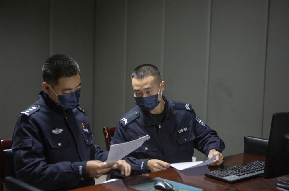 
空军特色医学中心黄牛代挂号电话票贩子号贩子网上预约挂号,住院检查加快,“00后”请出列！