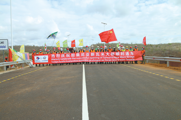 
北京302医院黄牛代挂号电话票贩子号贩子网上预约挂号,住院检查加快,“连心桥”打通坦桑尼亚发展动脉，中非合作跃上更高台阶