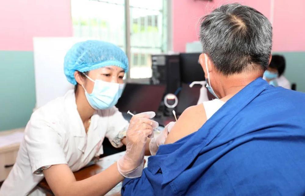 
北京鼓楼医院孙凌云黄牛代挂号电话票贩子号贩子网上预约挂号,住院检查加快,涉及疫苗组合、时间间隔、接种禁忌等内容，加强老年人疫苗接种工作方案来了