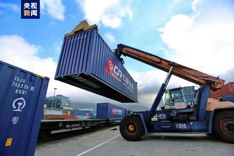 
上海肿瘤医院黄牛代挂号电话票贩子号贩子网上预约挂号,住院检查加快,粤港澳大湾区开出今年第600趟中欧班列