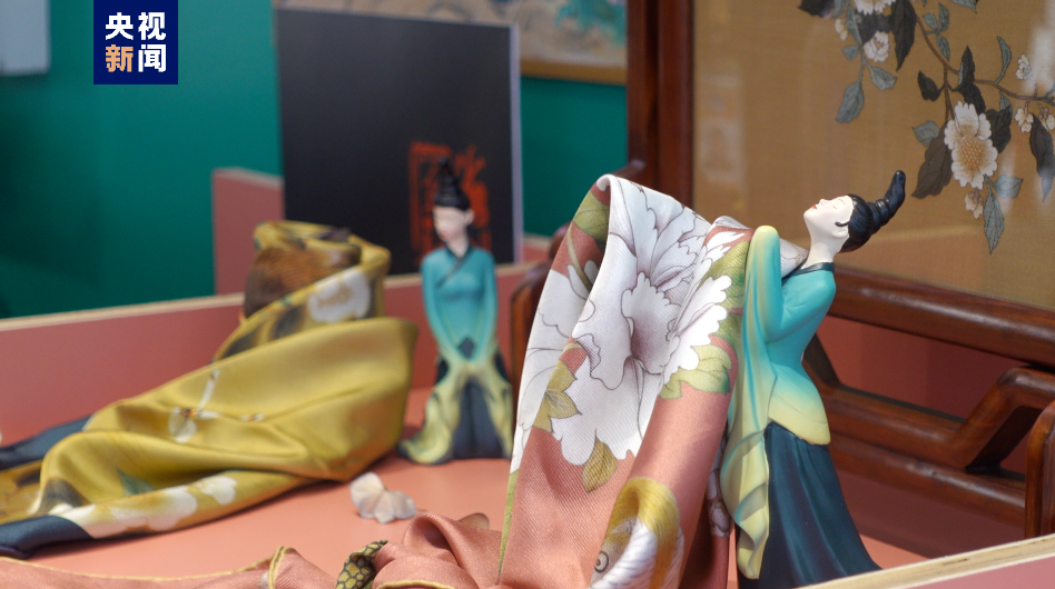 
北京积水潭医院黄牛代挂号电话票贩子号贩子网上预约挂号,住院检查加快,第五届进博会上海馆登陆“四叶草”中央广场 精彩抢先看→