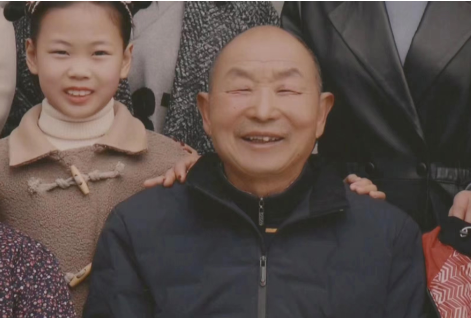 北医六院黄牛代挂号电话票贩子号贩子网上预约挂号,住院检查加快,退伍老兵离世后,锁在木匣子里的“秘密”被发现了