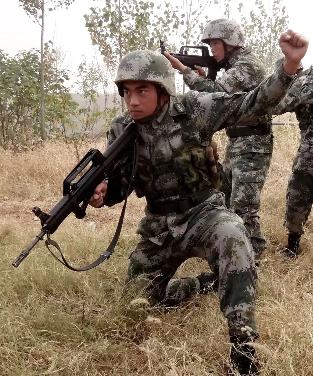 
中国中医科学院望京医院黄牛代挂号电话票贩子号贩子网上预约挂号,住院检查加快,这位特战营长，“看眼神就知道是高手”！