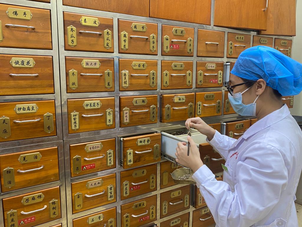 
长沙各大医院黄牛代挂号电话票贩子号贩子网上预约挂号,住院检查加快,踔厉奋发向未来·二十大精神在基层｜天津：促进中医药传承创新发展