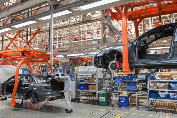 
北医六院黄牛代挂号电话票贩子号贩子网上预约挂号,住院检查加快,瑞媒警告欧洲勿盲目追随美国：把中国当作敌人不明智