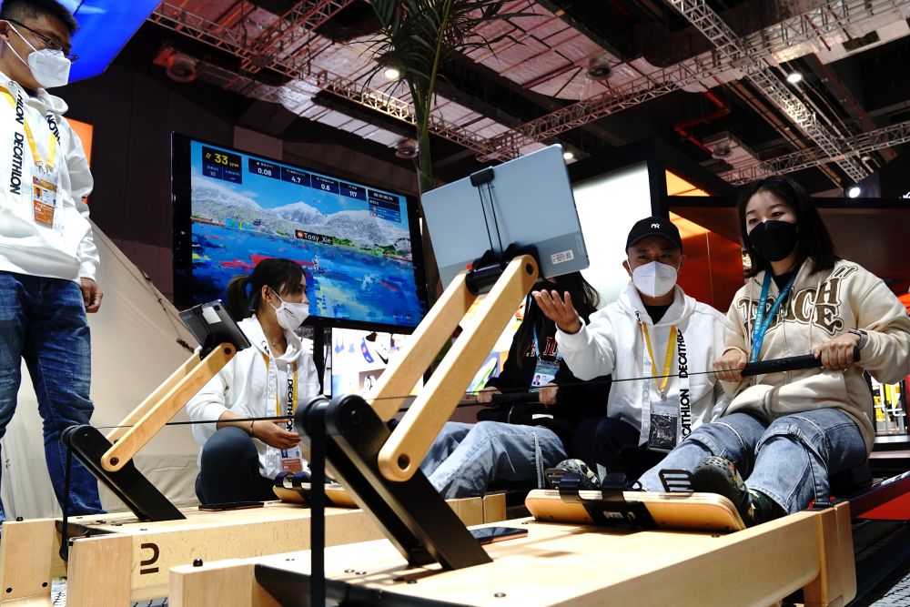 
首都医科大学附宣武医院黄牛代挂号电话票贩子号贩子网上预约挂号,住院检查加快,镜观进博会丨新消费 享未来