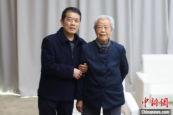 
首都医科大学附属安贞医院黄牛代挂号电话票贩子号贩子网上预约挂号,住院检查加快,南京大屠杀幸存者艾义英：当时我紧紧抱住爸爸的腿，哭着说不要走