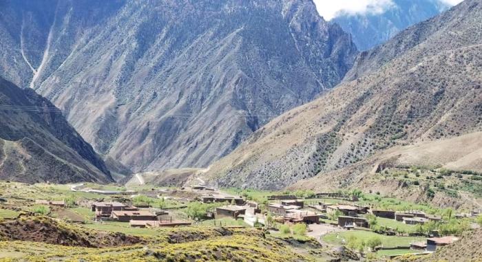 
西安各大医院黄牛代挂号电话票贩子号贩子网上预约挂号,住院检查加快,追光｜除了赚钱养家，山里的爸爸们还能修足球场