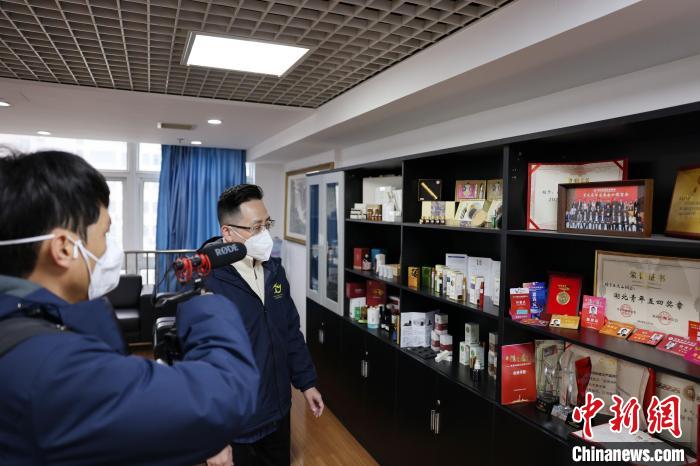 
上海第九人民医院黄牛代挂号电话票贩子号贩子网上预约挂号,住院检查加快,台湾青年“品”武汉