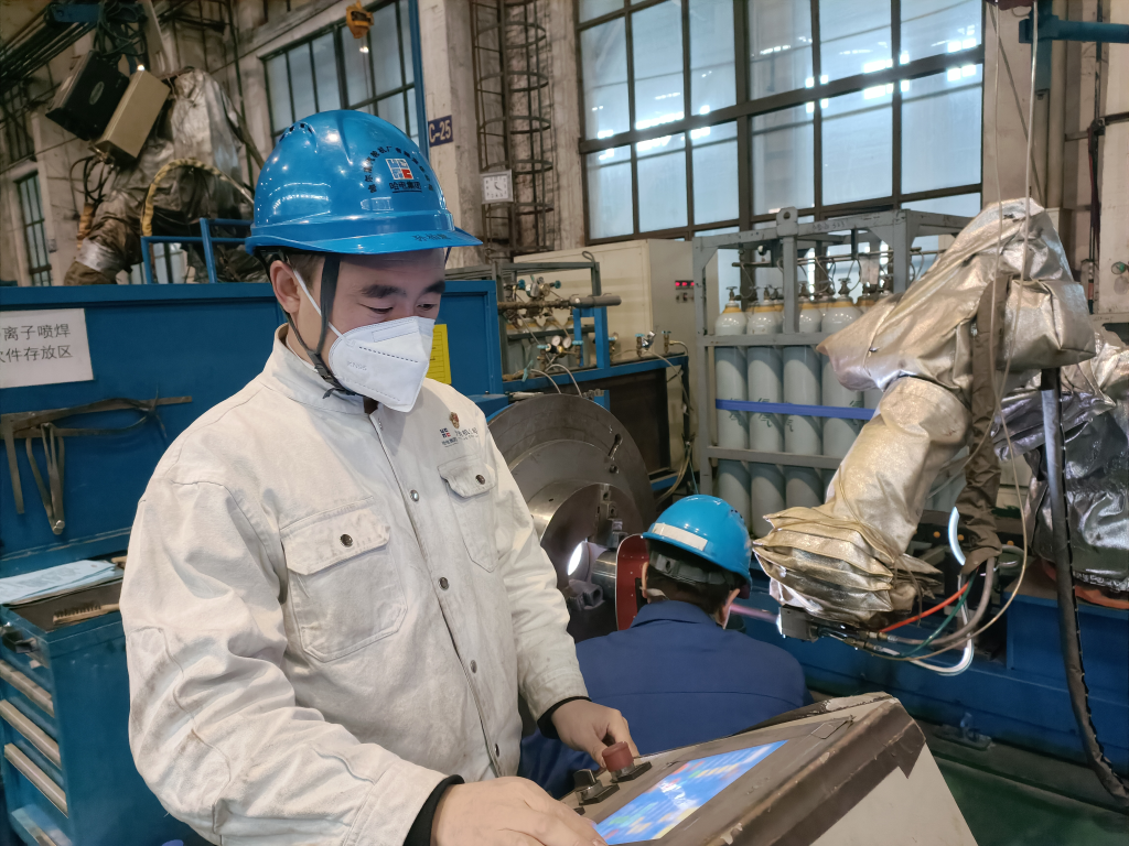 
重庆儿童医院黄牛代挂号电话票贩子号贩子网上预约挂号,住院检查加快,奋斗者·正青春丨孙柏慧：焊光点亮奋斗的青春