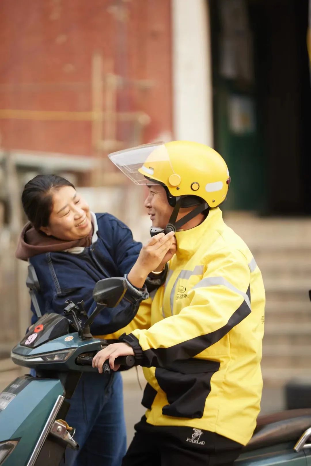 
长沙各大医院黄牛代挂号电话票贩子号贩子网上预约挂号,住院检查加快,“多跑一单，就多帮一人……”老兵爱心小队，奔跑在寒冬的北京