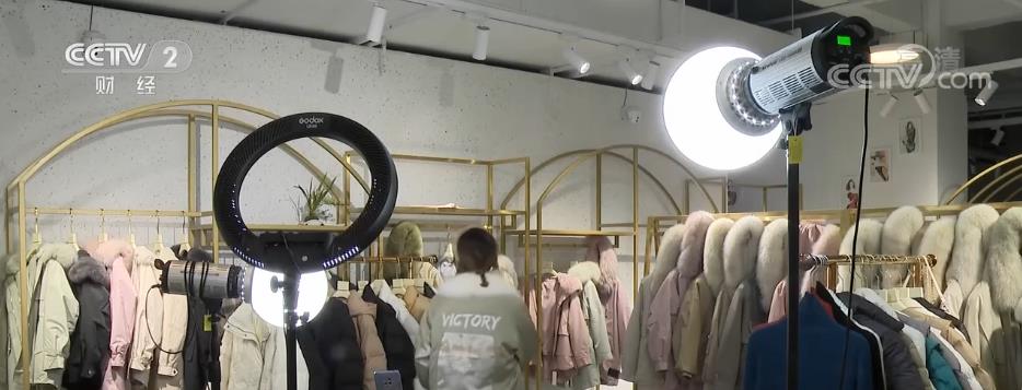 
江苏省人民医院黄牛代挂号电话票贩子号贩子网上预约挂号,住院检查加快,年底销售旺季出货量增大 物流企业接单忙