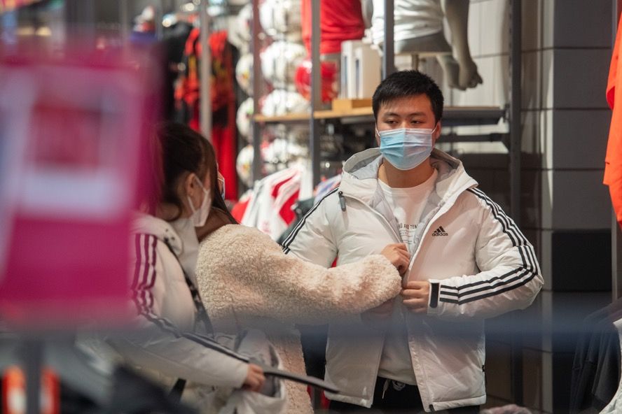 
中国中医科学院望京医院黄牛代挂号电话票贩子号贩子网上预约挂号,住院检查加快,新华全媒+|点亮信心 活力归来——重庆解放碑商圈复工复市见闻