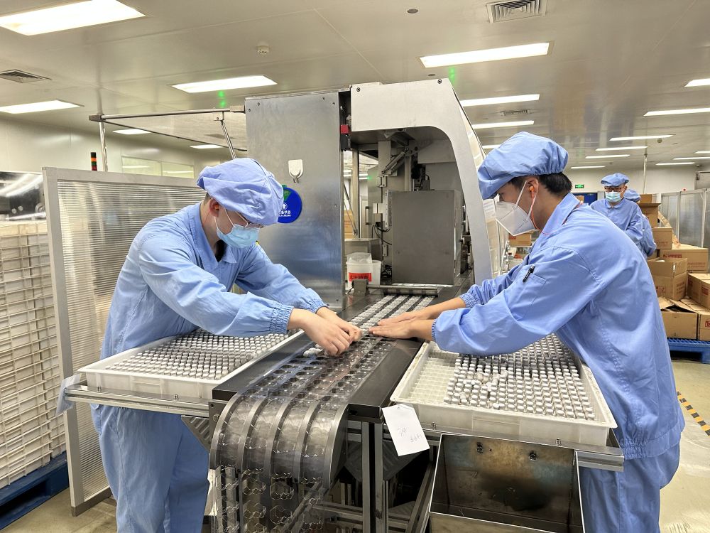 
代挂姜玉武的号黄牛代挂号电话票贩子号贩子网上预约挂号,住院检查加快,争分夺秒、开足马力——天津全力保障防疫物资供应一线见闻