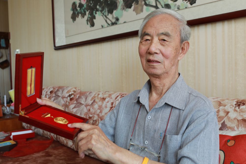 
首都医科大学附属北京口腔医院黄牛代挂号电话票贩子号贩子网上预约挂号,住院检查加快,维护宪法权威的重要实践——走近中国特色功勋荣誉表彰制度体系