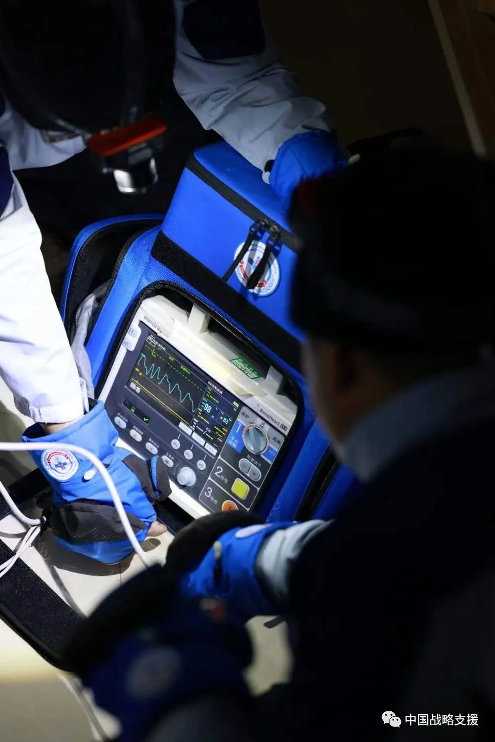 
上海仁济医院黄牛代挂号电话票贩子号贩子网上预约挂号,住院检查加快,航天新征程｜备战备勤八个月 神舟医疗救护队准备好了！