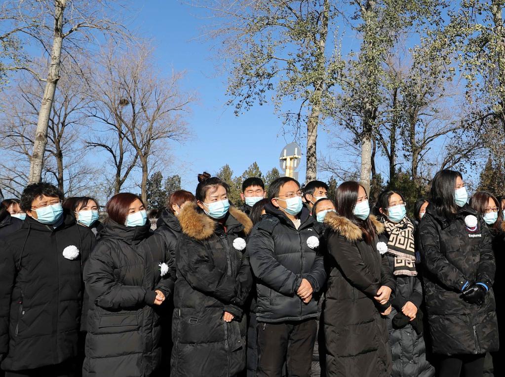 
空军特色医学中心黄牛代挂号电话票贩子号贩子网上预约挂号,住院检查加快,送别江泽民同志