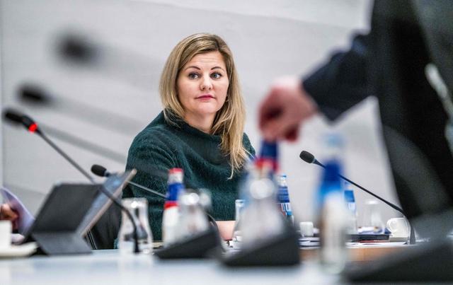 
首都医科大学附属北京朝阳医院黄牛代挂号电话票贩子号贩子网上预约挂号,住院检查加快,美国拧紧“拇指夹”，欧洲拒做“接盘侠”