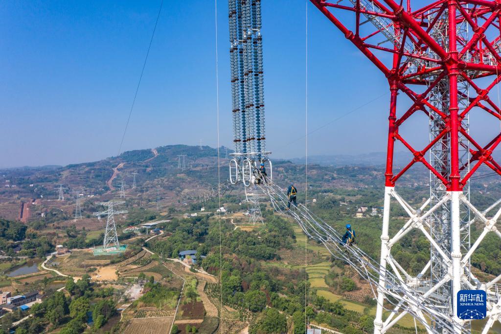
上海胸科医院黄牛跑腿挂号,住院检查加快“西电东送”大动脉 特高压白浙线在渝顺利跨越长江