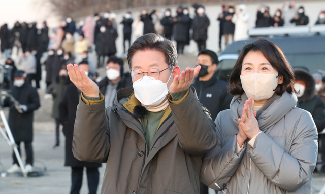 
中山大学附属第一医院黄牛挂号,住院检查加快韩在野党党首夫人以不拘留立案方式被送检方