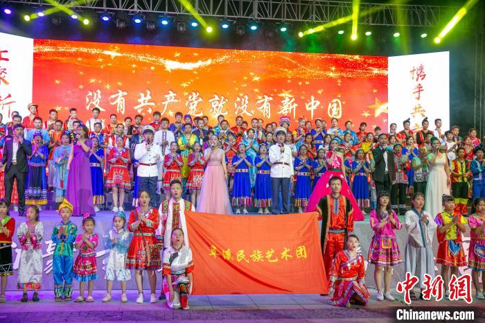 
杭州各大医院黄牛代挂号电话票贩子号贩子网上预约挂号,住院检查加快,浙江德清深耕“石榴籽”效应 多民族携手逐共富梦