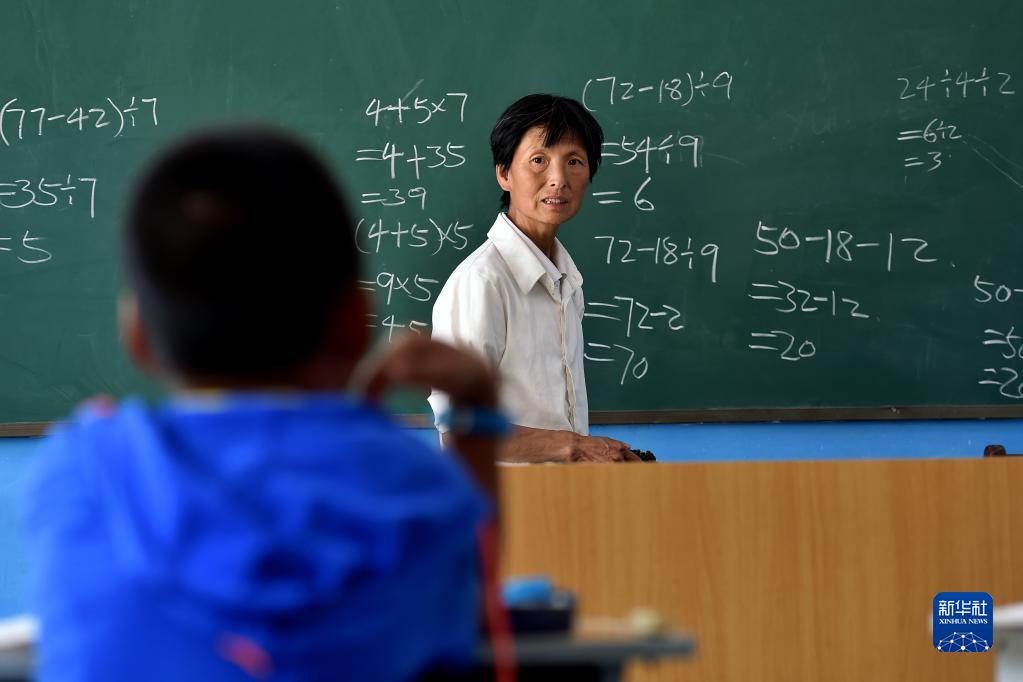 
上海精神卫生中心黄牛代挂号电话票贩子号贩子网上预约挂号,住院检查加快,二十大代表风采丨刘桂珍：守望山村40余年