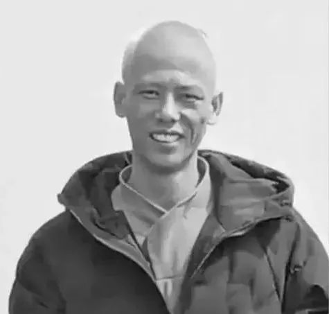 
北京各大医院黄牛代挂号电话票贩子号贩子网上预约挂号,住院检查加快,今天，向每一位英烈致敬！