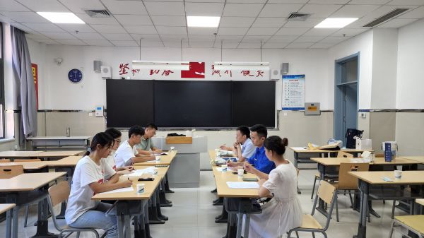 
广州各大医院黄牛票贩子代挂号,住院检查加快大思政课 | 教育强则国家强，在走访名师中上好从教思政课