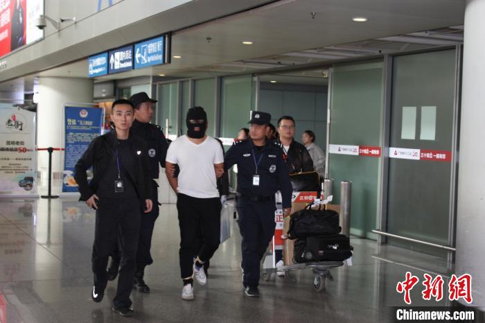 
广州医科大学附属第二医院黄牛代挂号电话票贩子号贩子网上预约挂号,住院检查加快,周脉军：大凉山的“禁毒雄鹰”