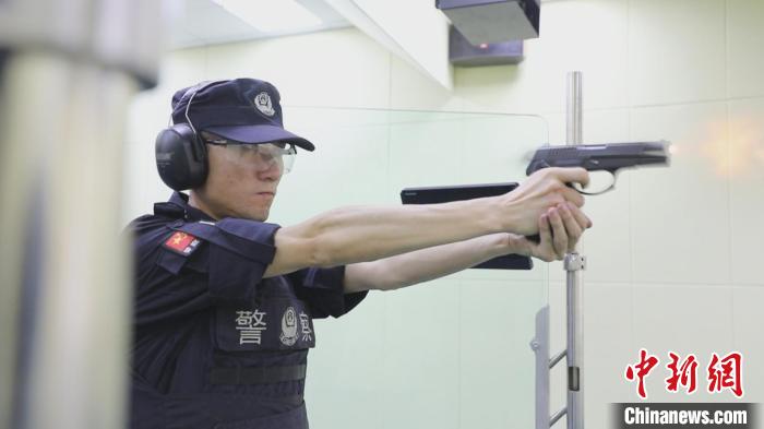 
广州医科大学附属第二医院黄牛代挂号电话票贩子号贩子网上预约挂号,住院检查加快,周脉军：大凉山的“禁毒雄鹰”