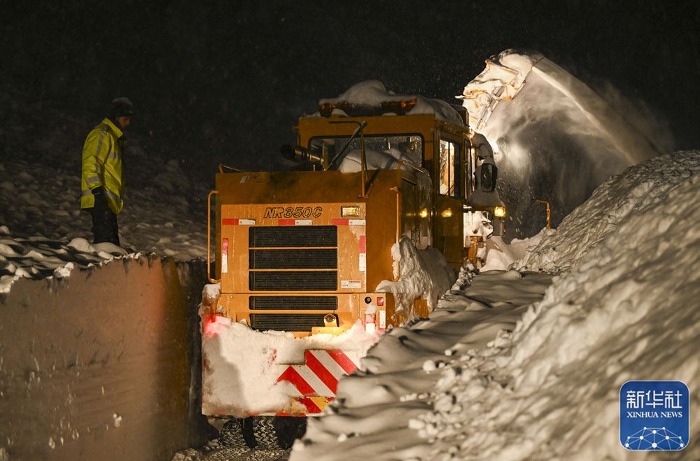 
中山一院黄牛代挂号电话票贩子号贩子网上预约挂号,住院检查加快,新华全媒+|“荧光绿”温暖山村风雪路
