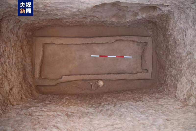 
天津血液研究所黄牛代挂号电话票贩子号贩子网上预约挂号,住院检查加快,陕西石峁遗址核心区域发现最高等级墓地 实证石峁已进入早期国家形态